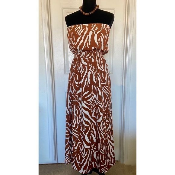 “HELOISE” Zebra print tube maxi dress - Picture 3 of 10